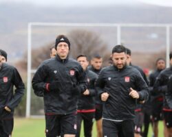 Sivasspor Alanyaspor maçının hazırlıklarına devam etti – Son dakika Sivasspor haberleri